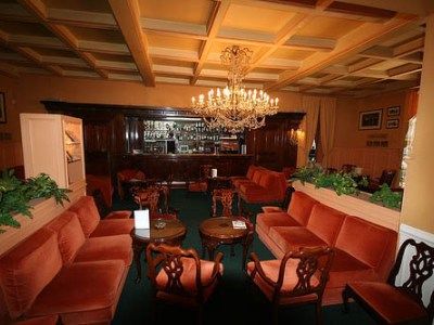 Grand De La Grotte Hotel